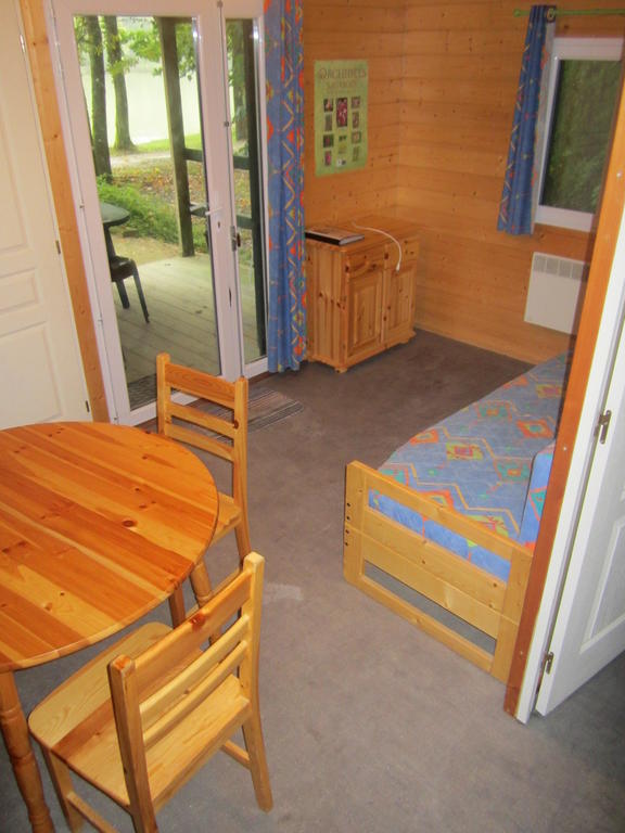 Chalet De La Heronniere Chef-Boutonne Quarto foto